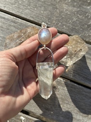 Priestess of water- Apricot rainbow moonstone with ocean Lodolite
