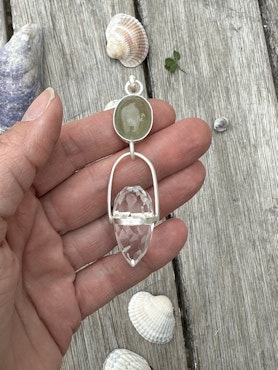 Star child light codes of New Earth- Green aquamarine with clear quartz dragon egg