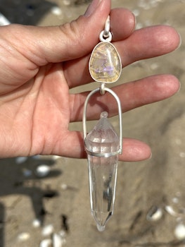 Godess Hathor- Amazing Australian opal with clear Quartz Vogel crystal