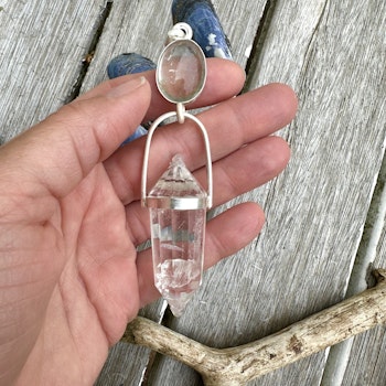 Water, sacred water spirit- Aquamarine with Vogel crystal.