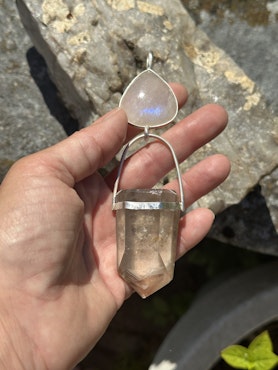 Priestess Sarah- holder of the white flame of knowledge - Apricot rainbow moonstone with white moonstone with Phantoms