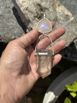 Priestess Sarah- holder of the white flame of knowledge - Apricot rainbow moonstone with white moonstone with Phantoms