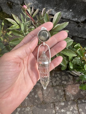 Dragon of Mother Earth- Green amethyst with clear quartz Vogel crystal