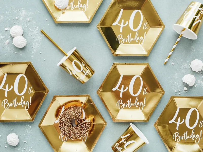 Papperstallrikar 40th Birthday Guld Metallic