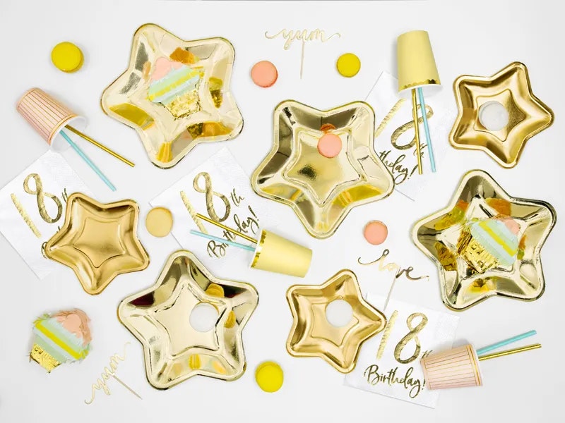 Papperstallrikar Star Guld Metallic 23cm
