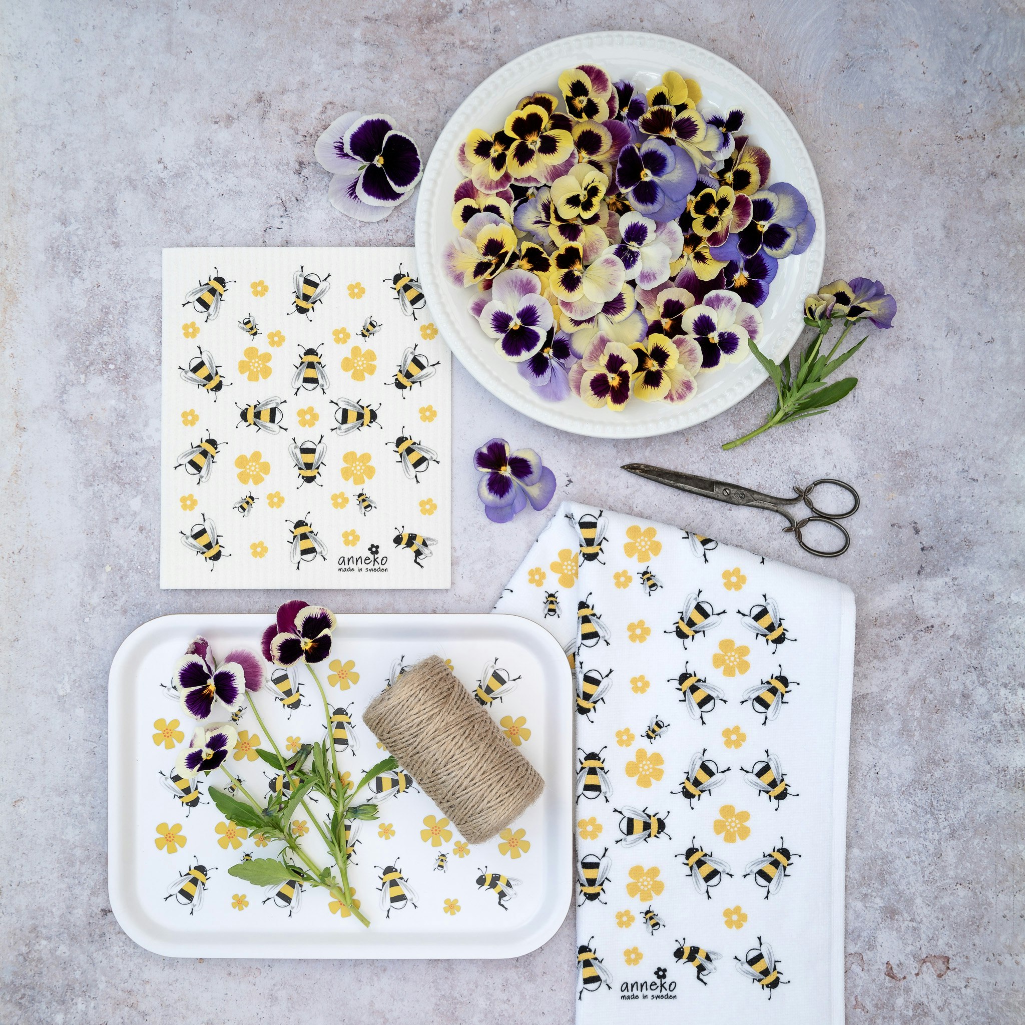Dishcloth - Bees/bumblebees