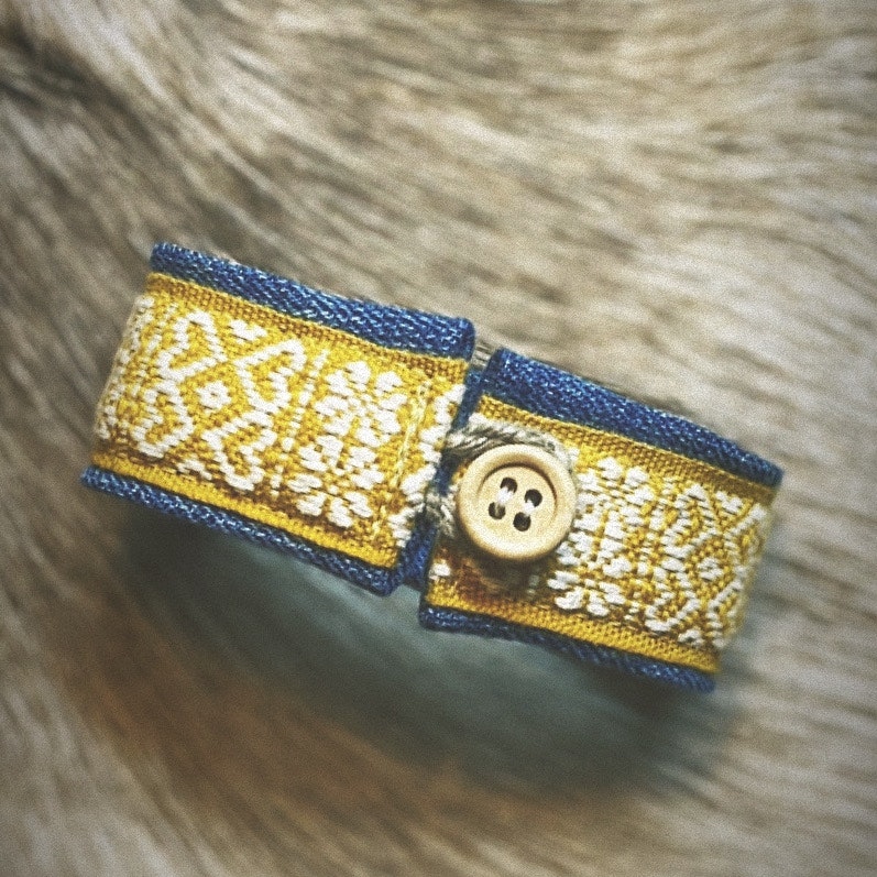 Armband HEMBYGD gul