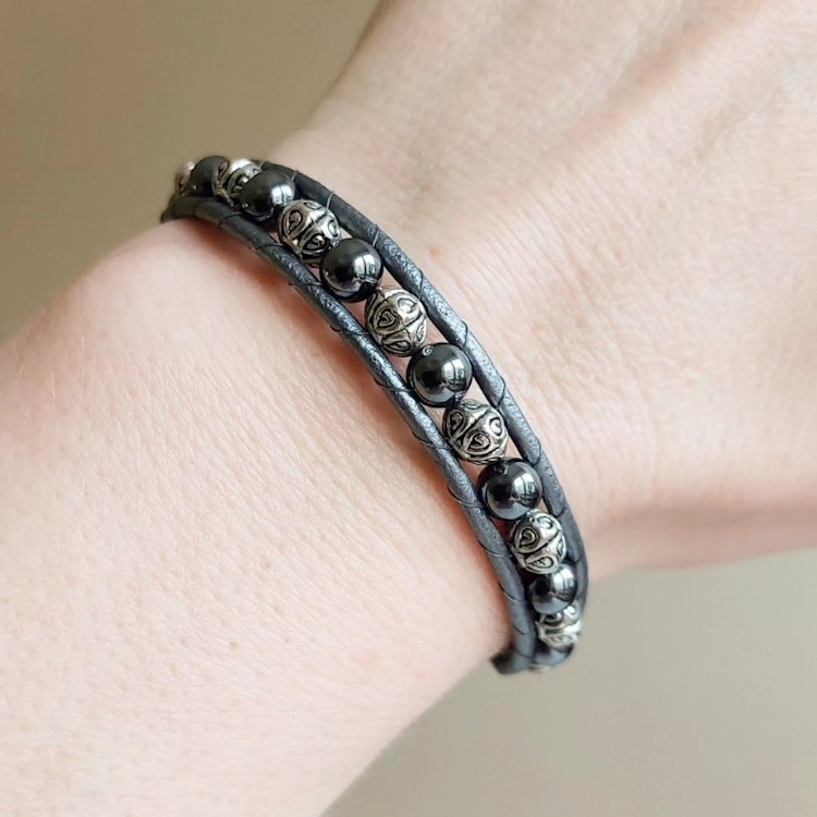 Wraparmband enkelt | Hematit