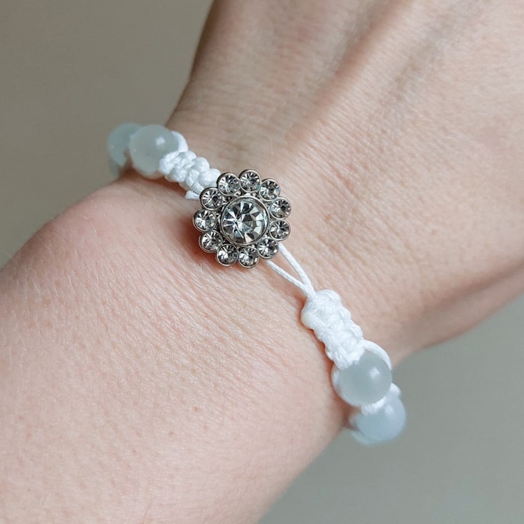 Makraméarmband med knapp | Glas