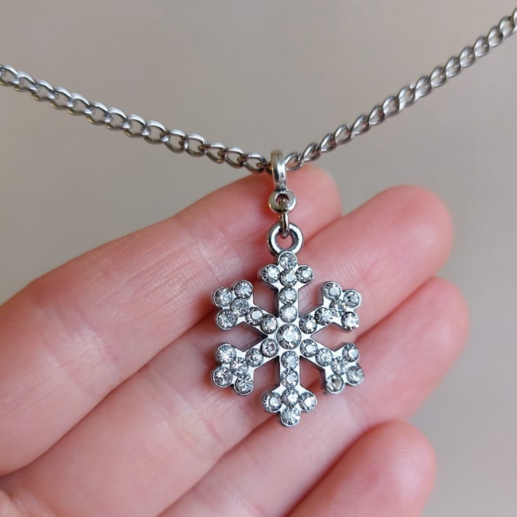 Halsband med hänge | Metall med strass