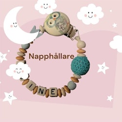 Napphållare med namn