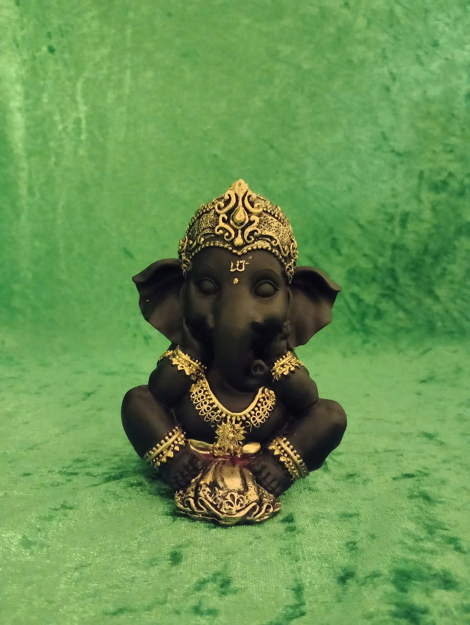 Svart Ganesh A