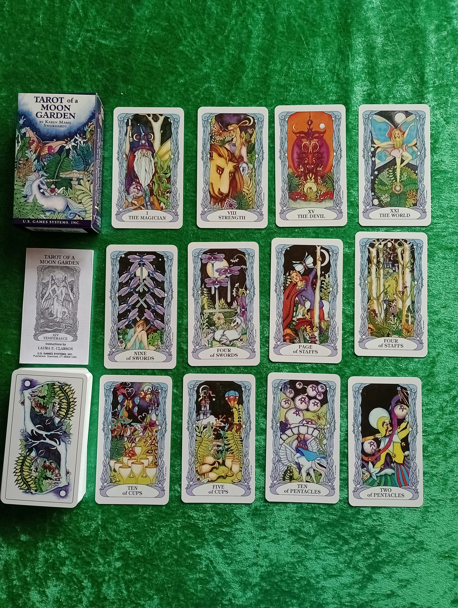 Tarot of a moongarden