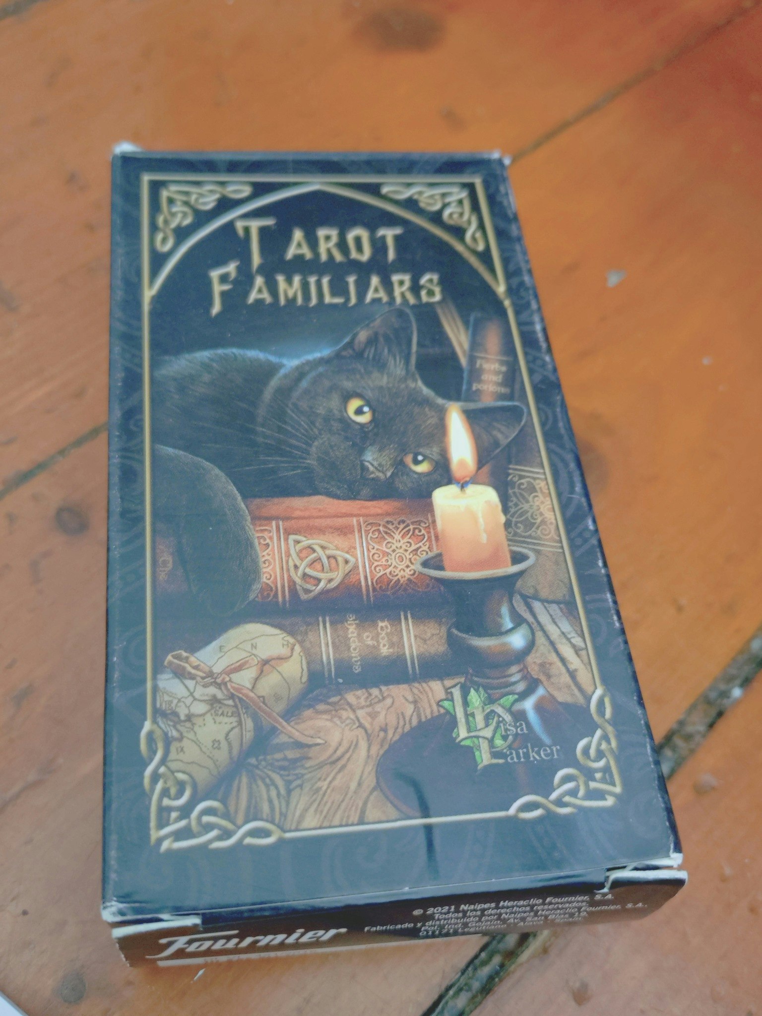Tarot Familiars
