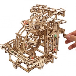 Ugears - Marble Run Stepped Hoist - Byggsats i trä