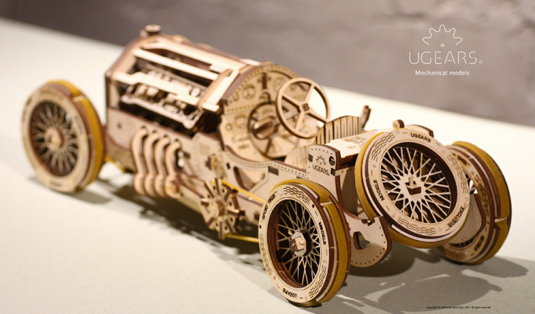 Ugears - Mechanical U-9 Grand Prix car | Byggsats i trä