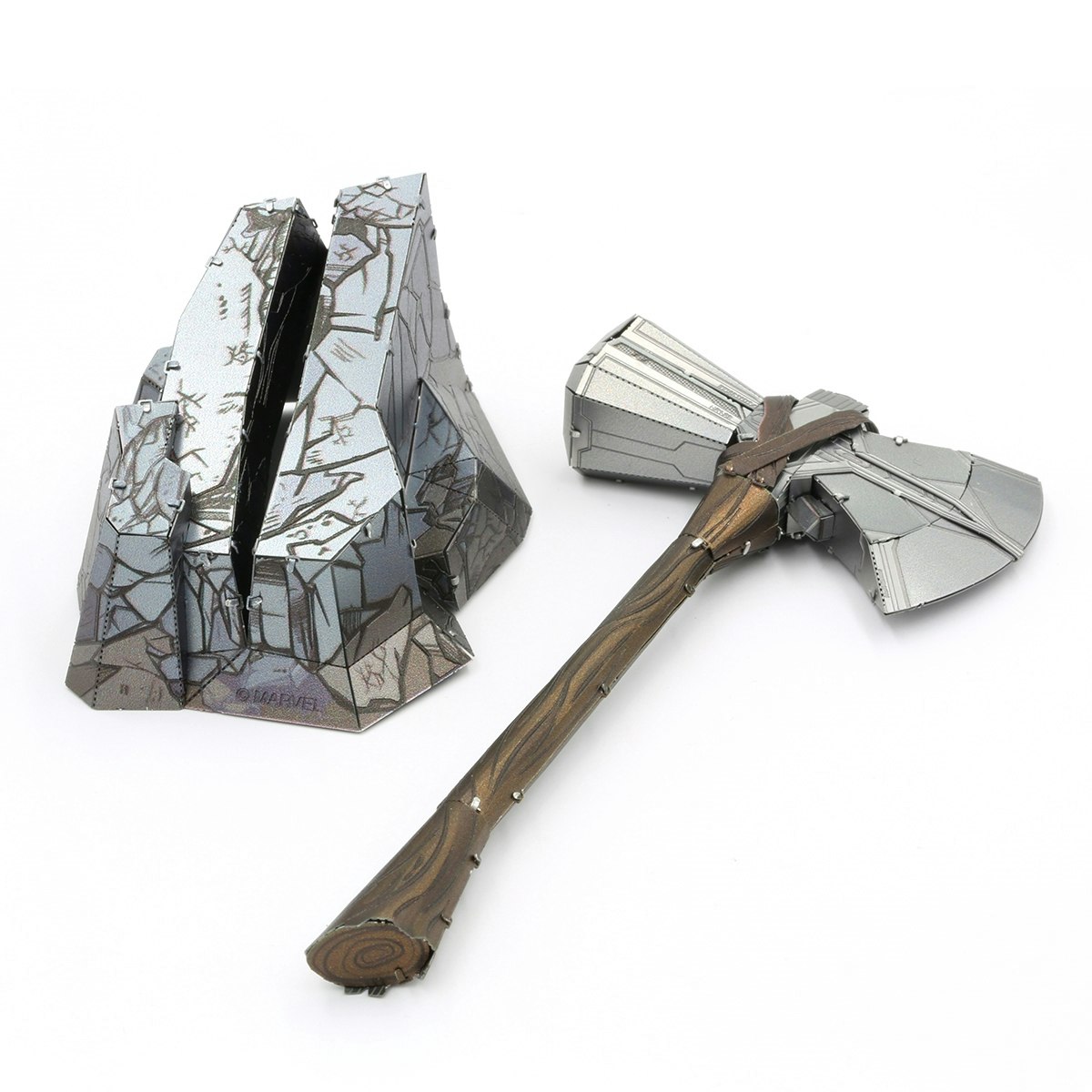 Metal Earth - Marvel Stormbreaker | Byggsats i metall