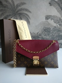 Louis Vuitton Pallas Chain Bag