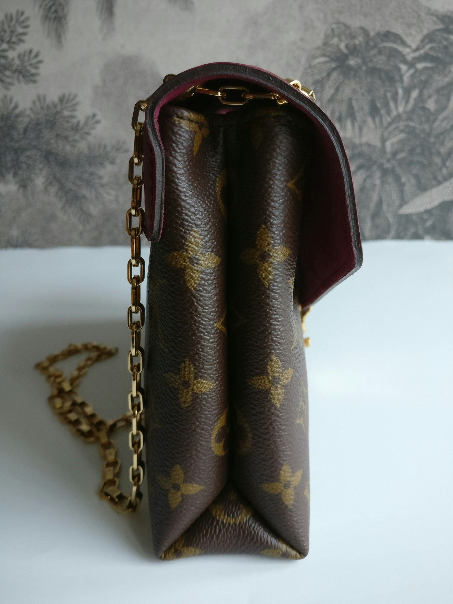 Louis Vuitton Pallas Chain Bag