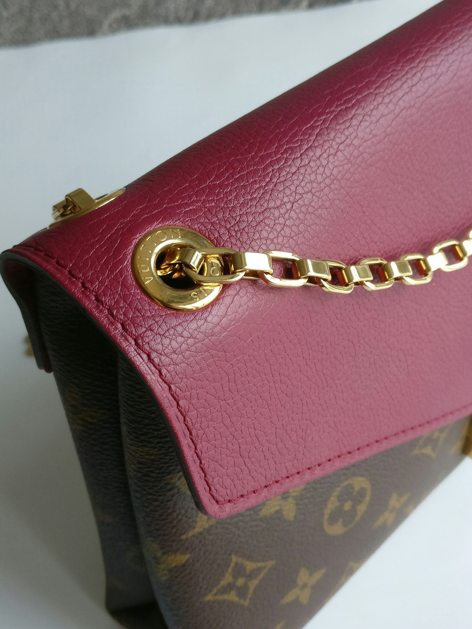 Louis Vuitton Pallas Chain Bag
