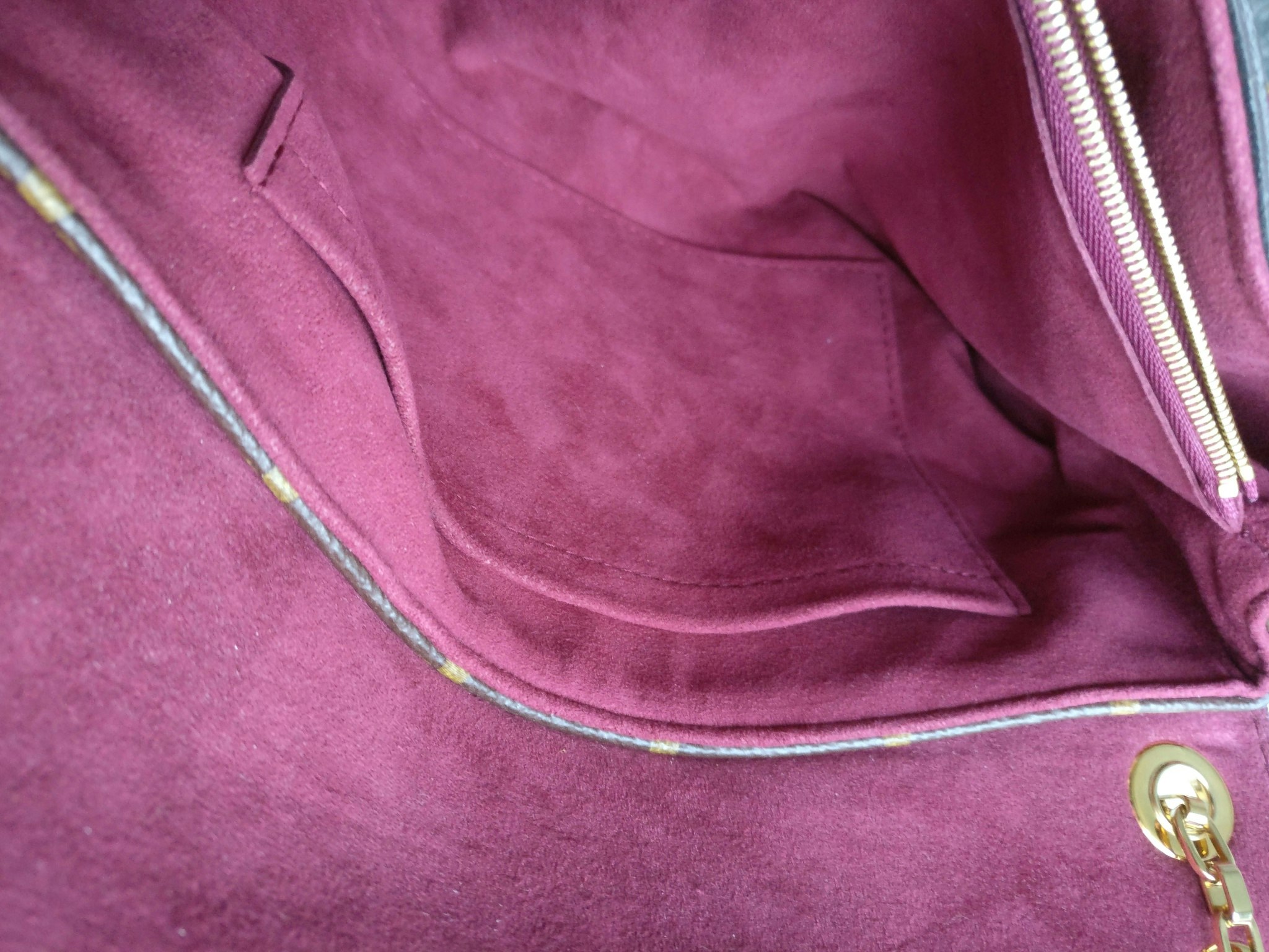 Louis Vuitton Pallas Chain Bag