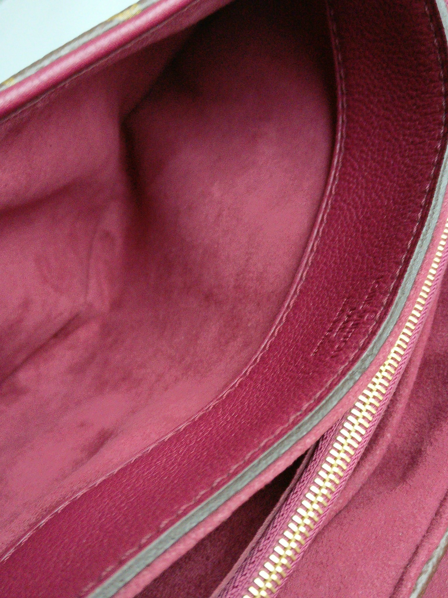 Louis Vuitton Pallas Chain Bag