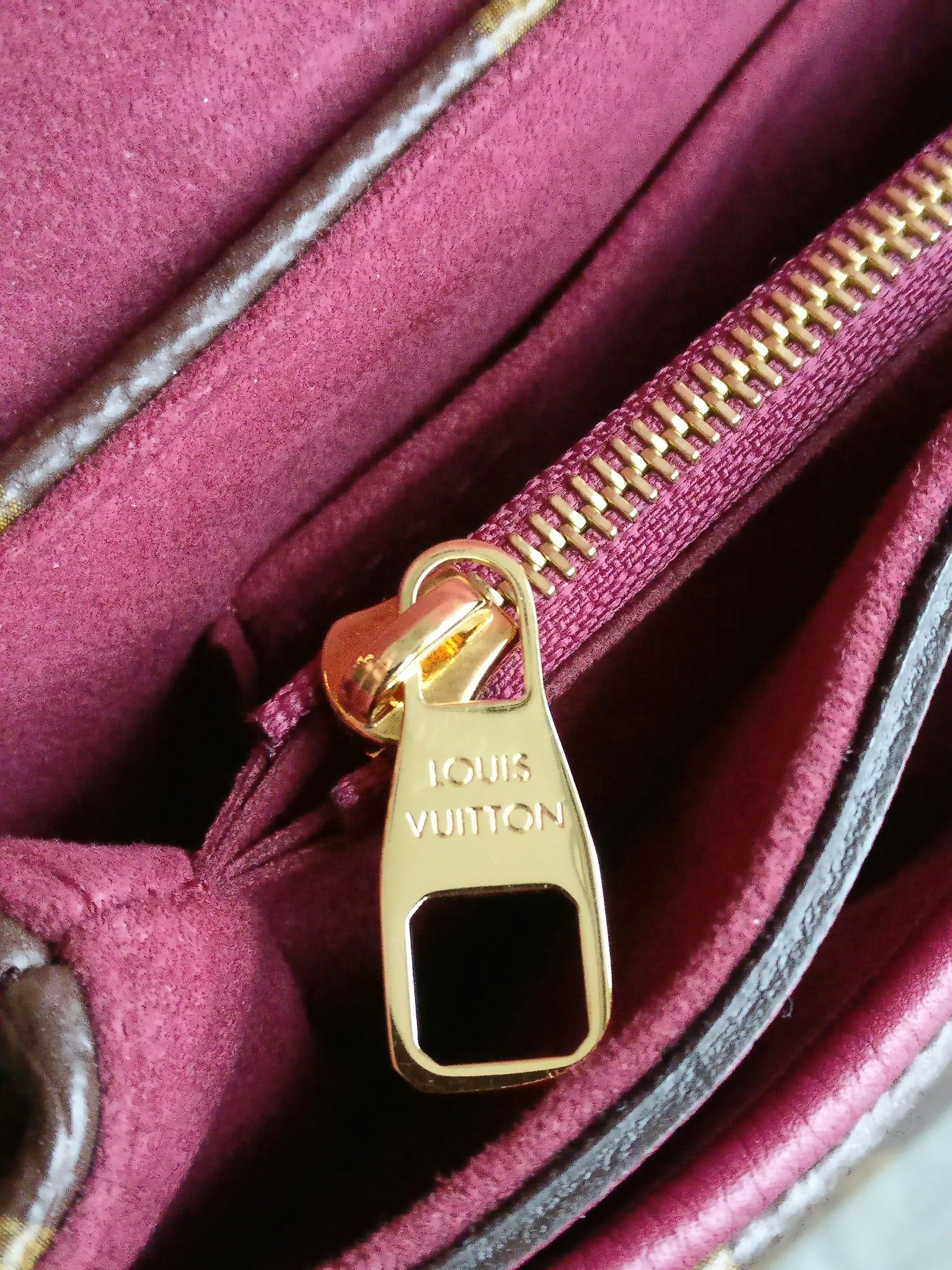 Louis Vuitton Pallas Chain Bag