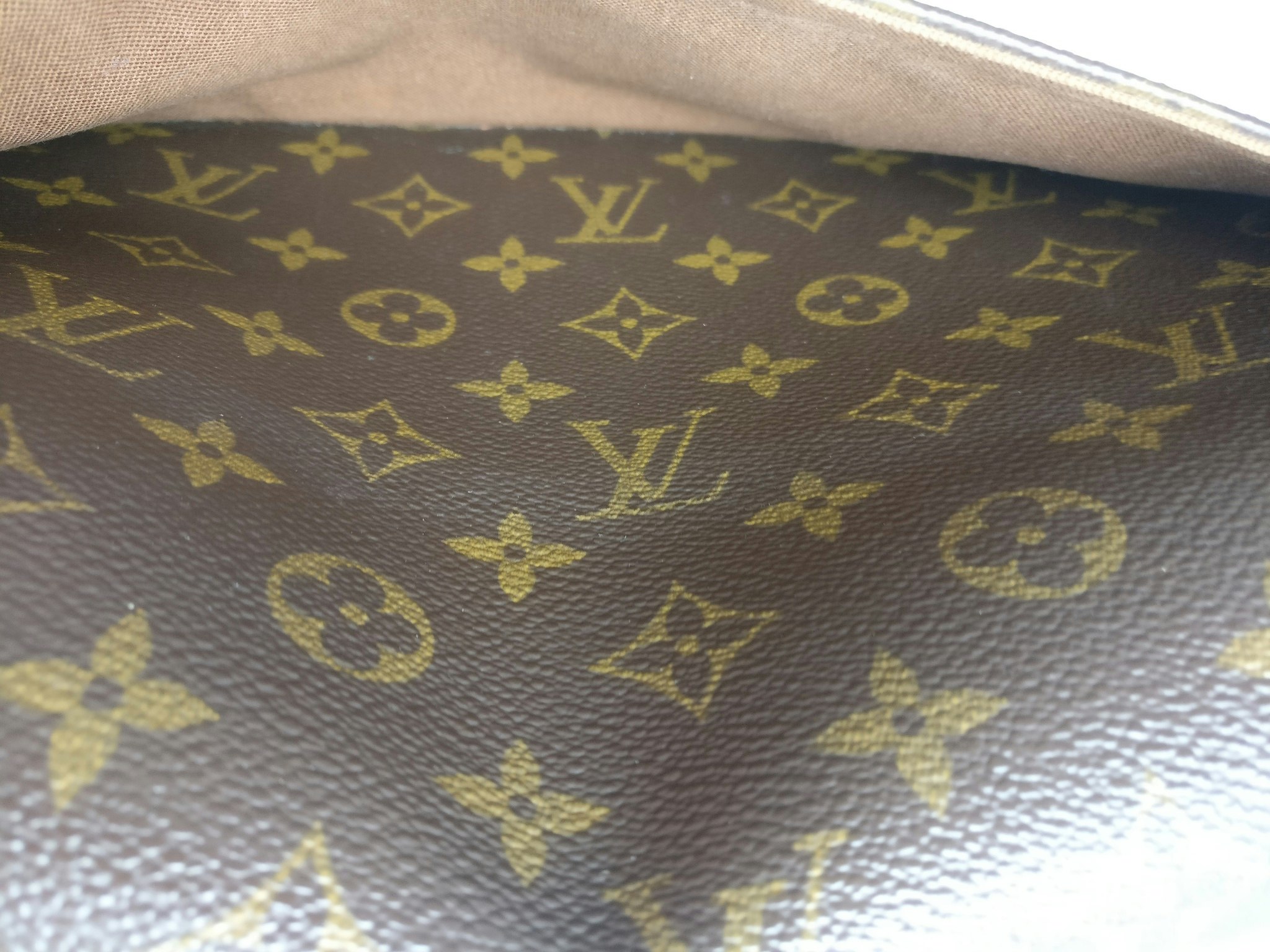 Louis Vuitton Sologne