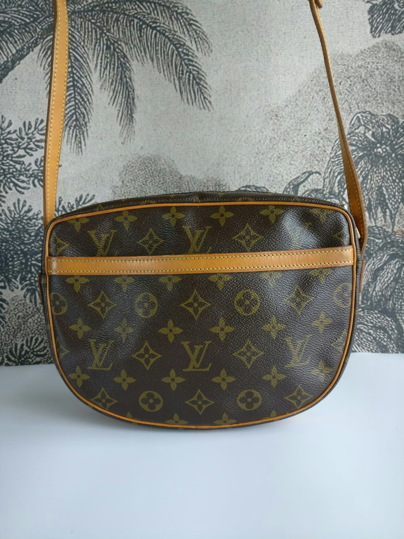 Louis Vuitton Jeune Fille MM