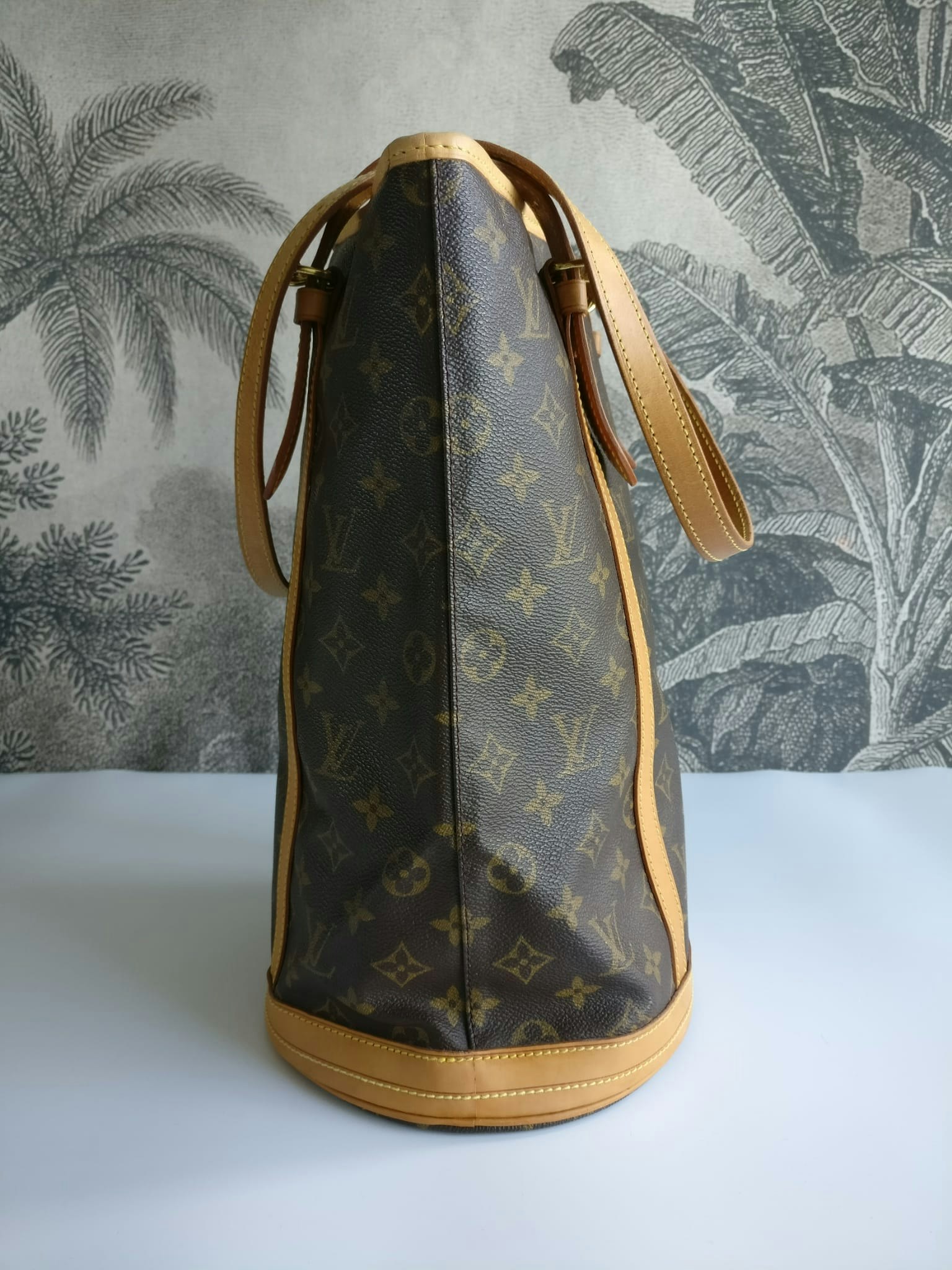 Louis Vuitton Bucket GM