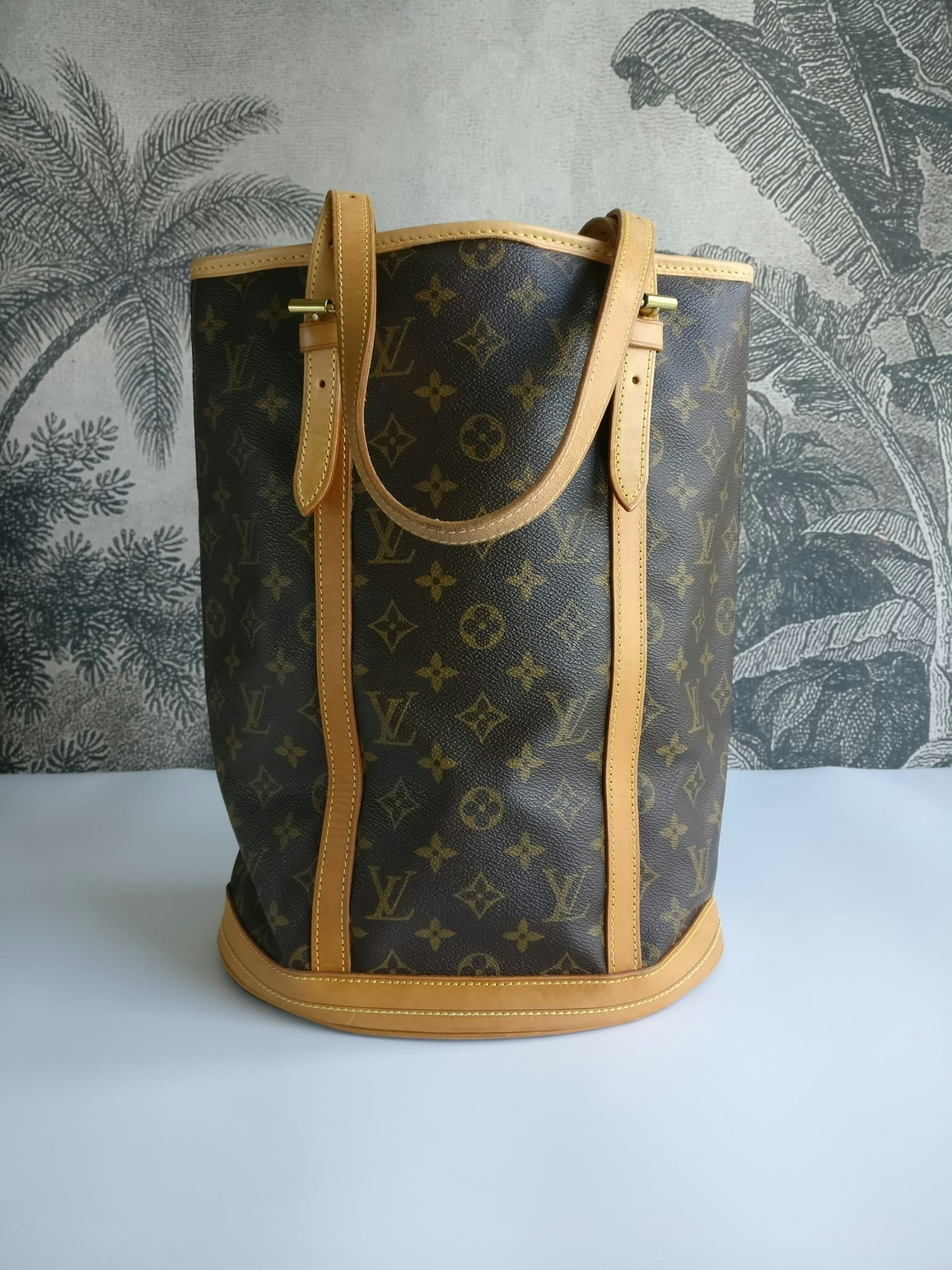 Louis Vuitton Bucket GM