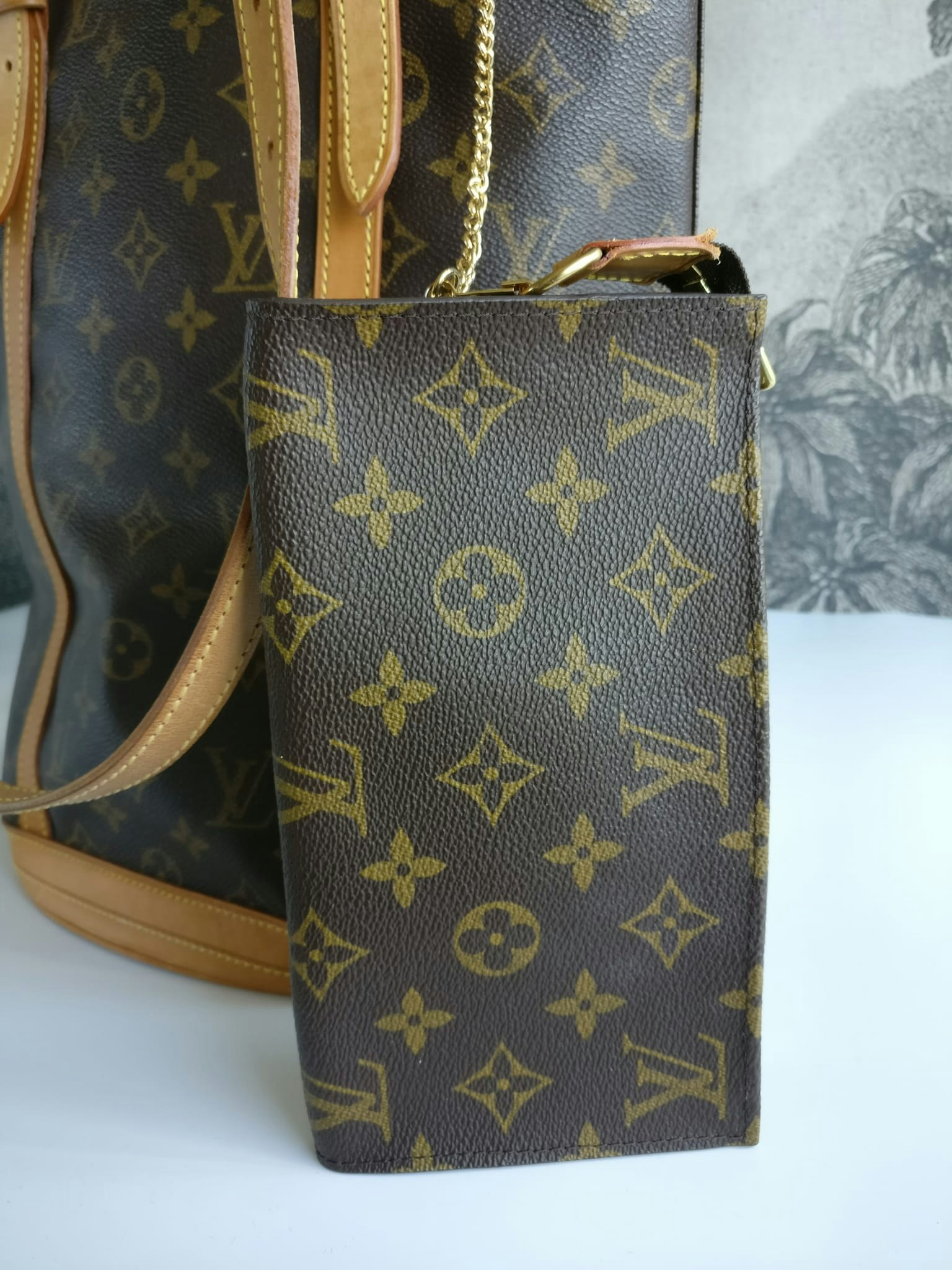 Louis Vuitton Bucket GM