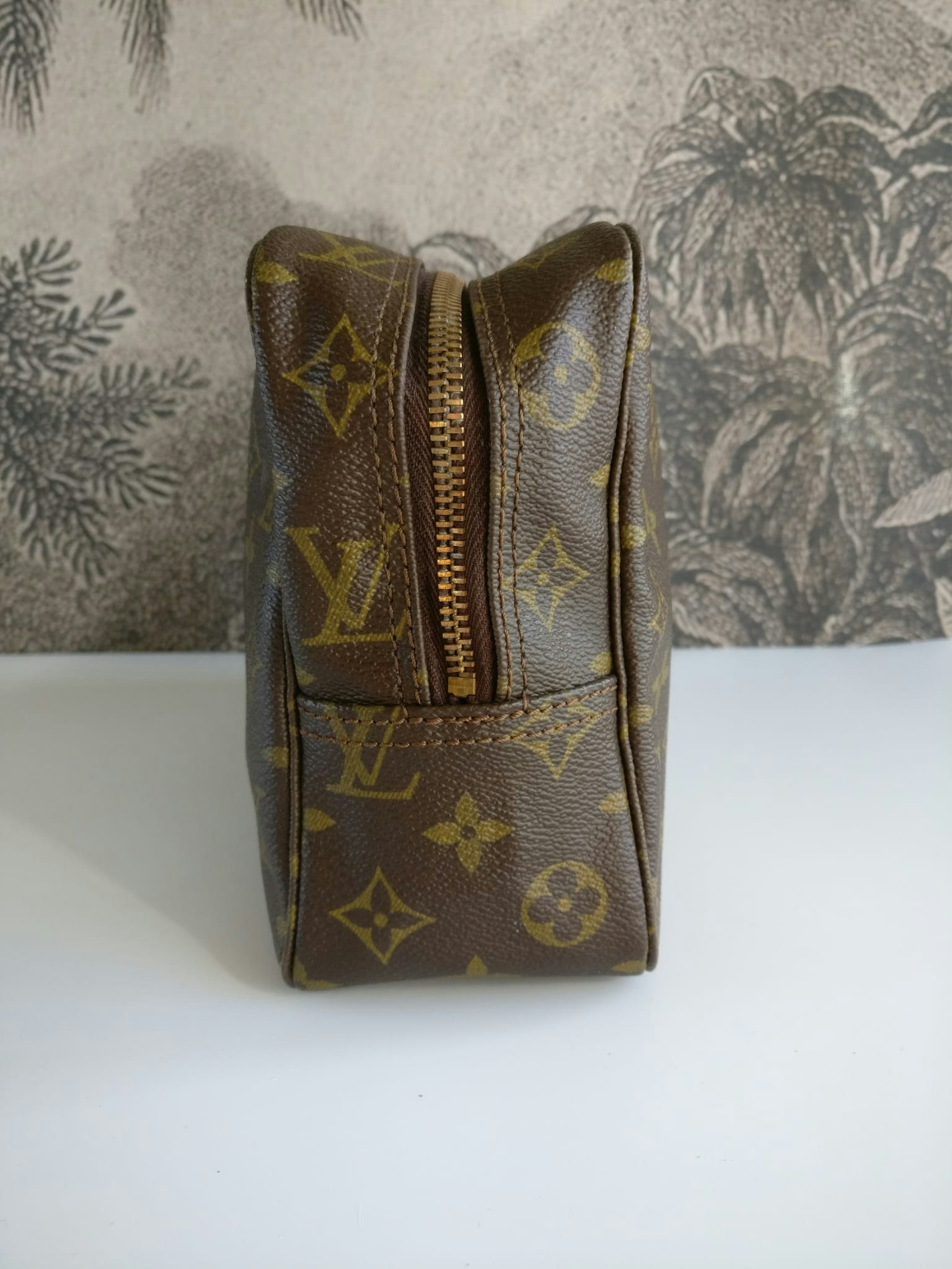 Louis Vuitton Trousse Toilette 23 Monogram Canvas Cosmetic Pouch Brown