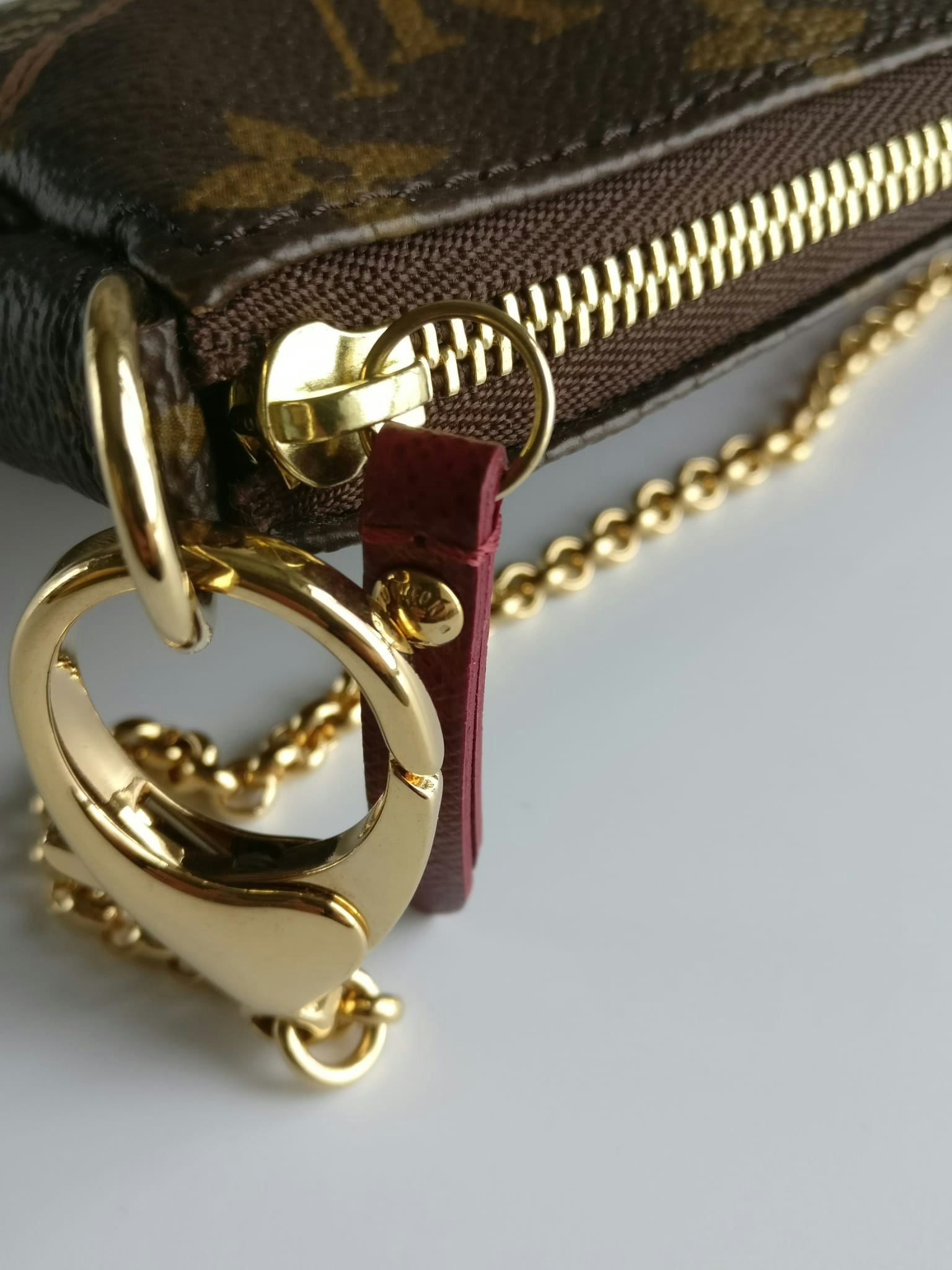 Louis Vuitton, Mini Pochette Accessoires, 2009. - Bukowskis