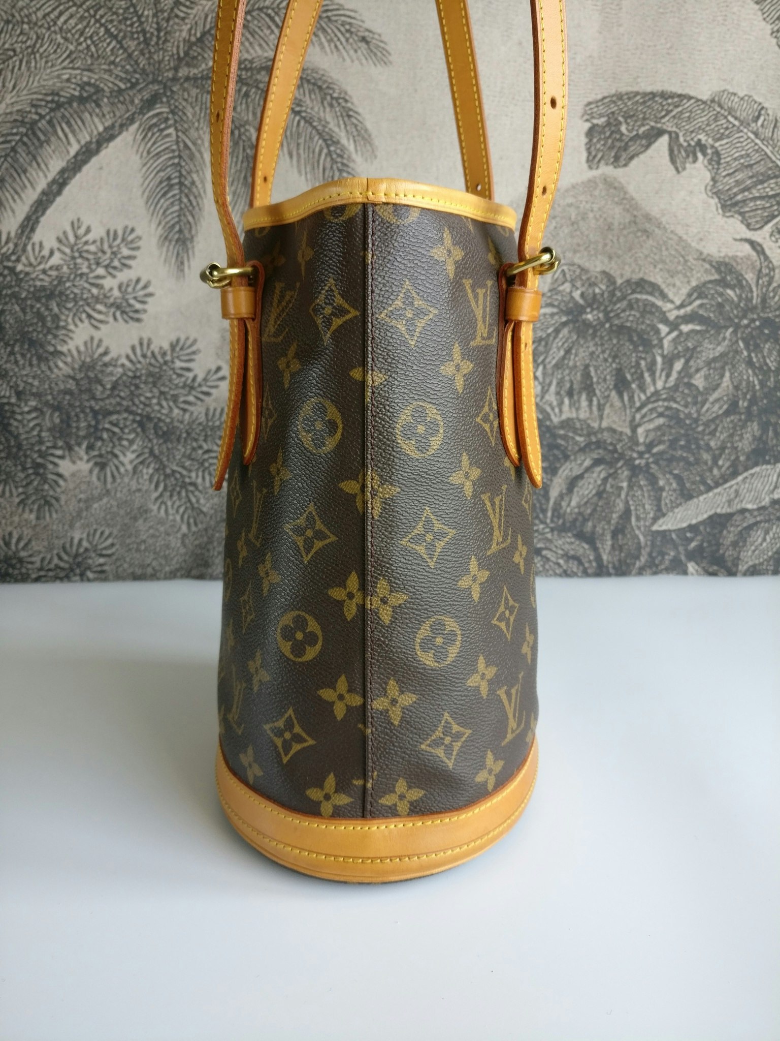 Louis Vuitton Bucket PM - Good or Bag