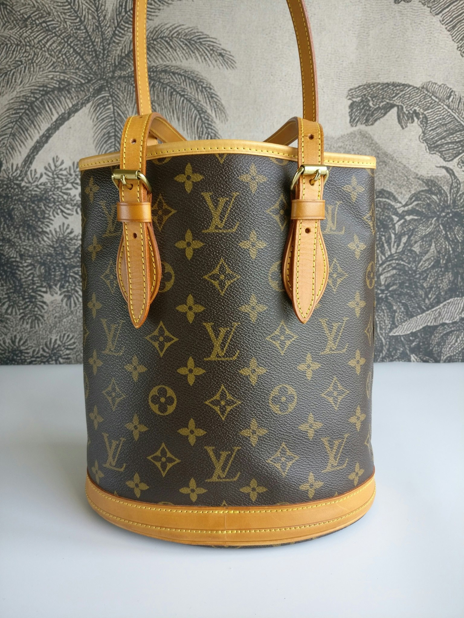 Louis Vuitton - Bucket Crossbody bag - Catawiki