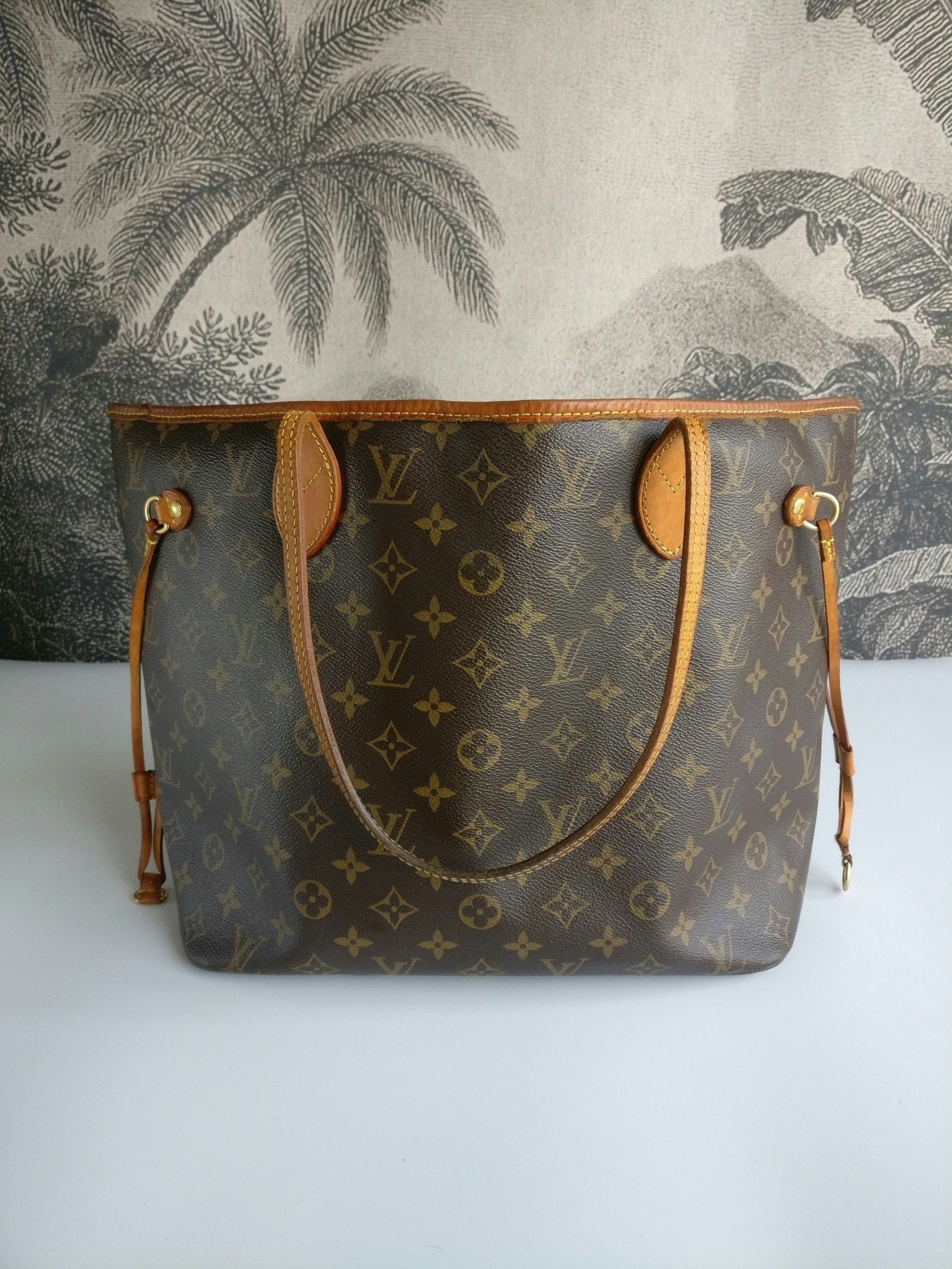 Louis Vuitton Double V compact wallet Rubion - Good or Bag
