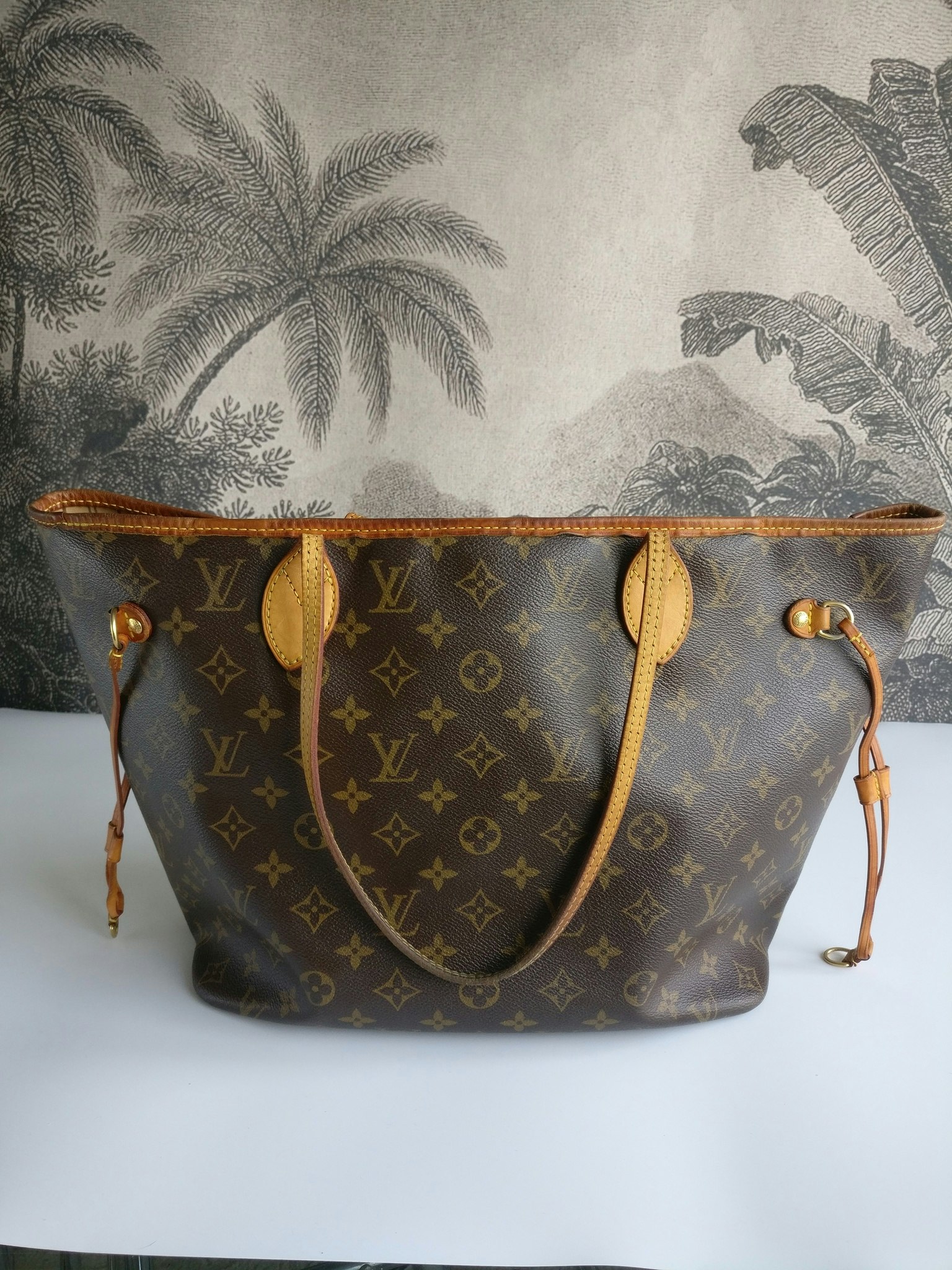 Louis Vuitton Neverfull MM