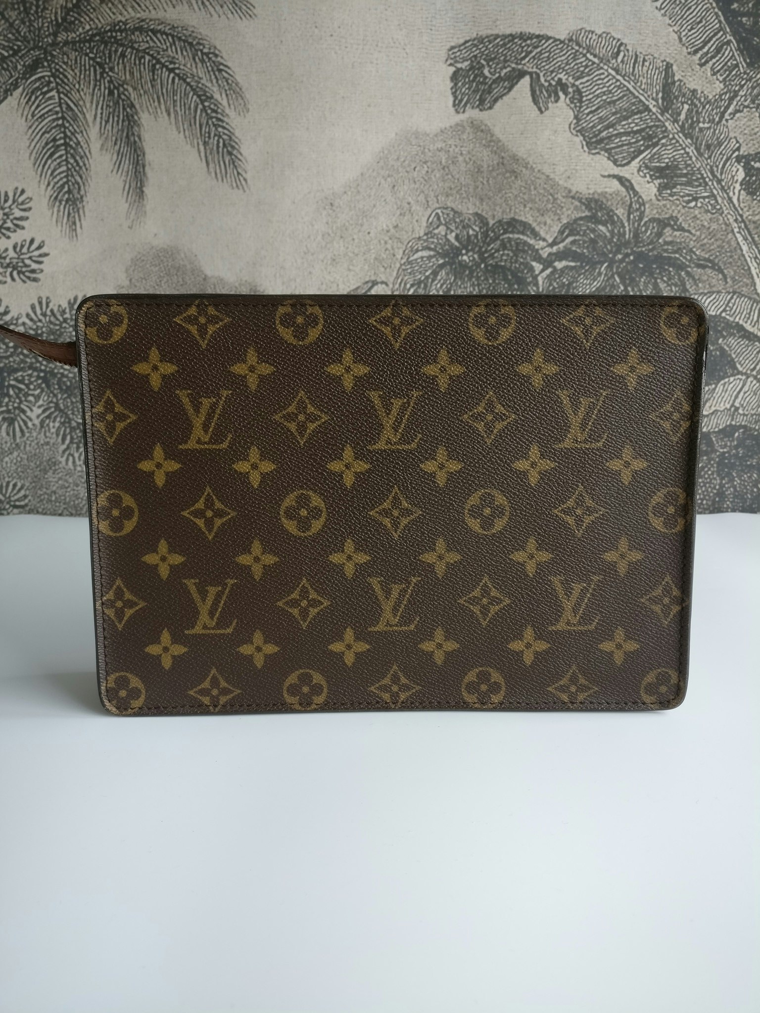 Louis Vuitton Pochette Homme