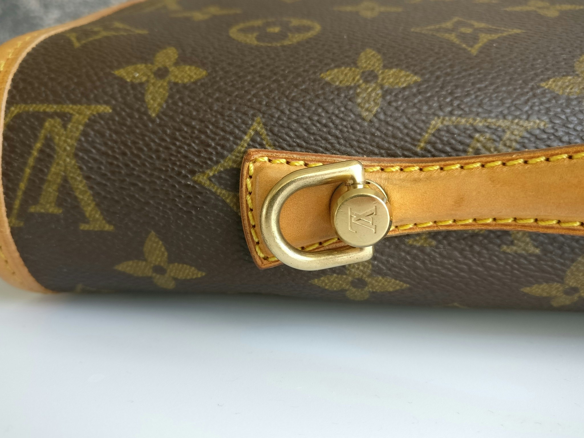 Louis Vuitton Bel Air briefcase