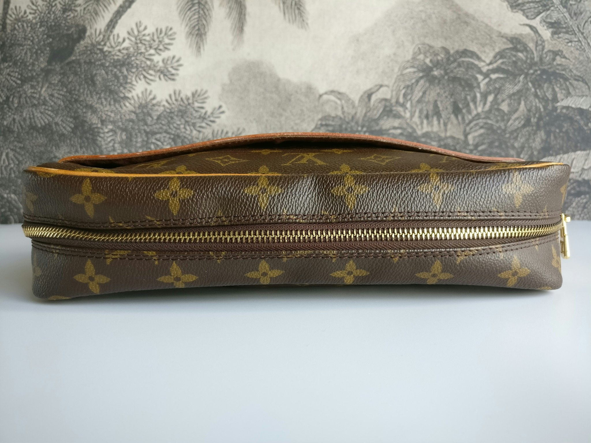 Compiegne 28 cloth vanity case Louis Vuitton Brown in Cloth - 32418104