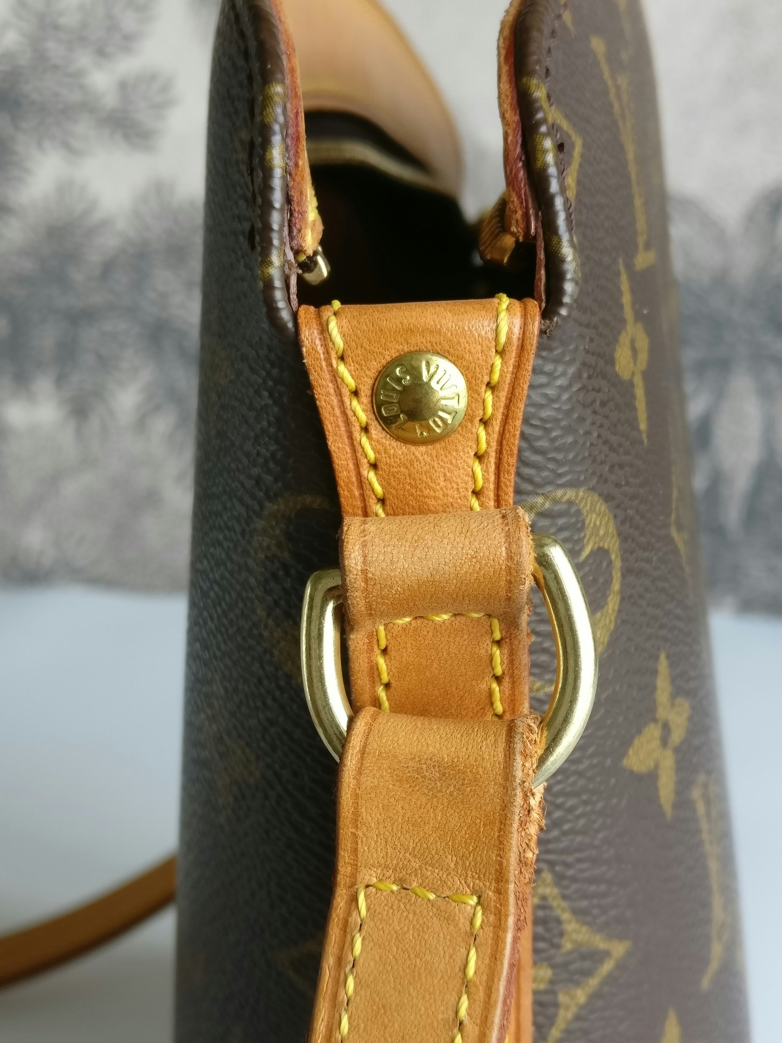 Louis Vuitton Brown Monogram Drouot Cloth ref.961001 - Joli Closet