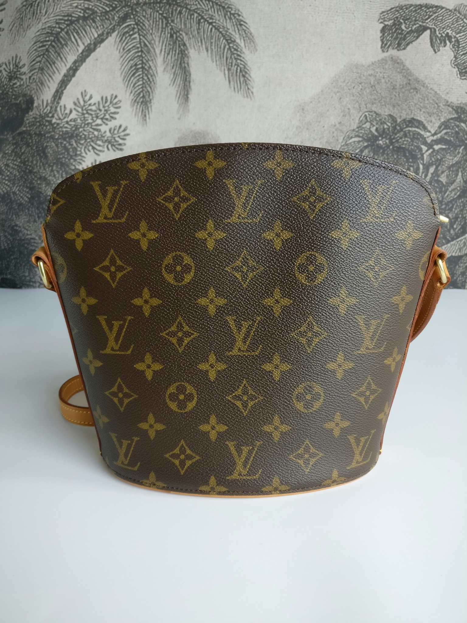 Louis Vuitton Monogram Drouot (SHG-m1NqSS) – LuxeDH