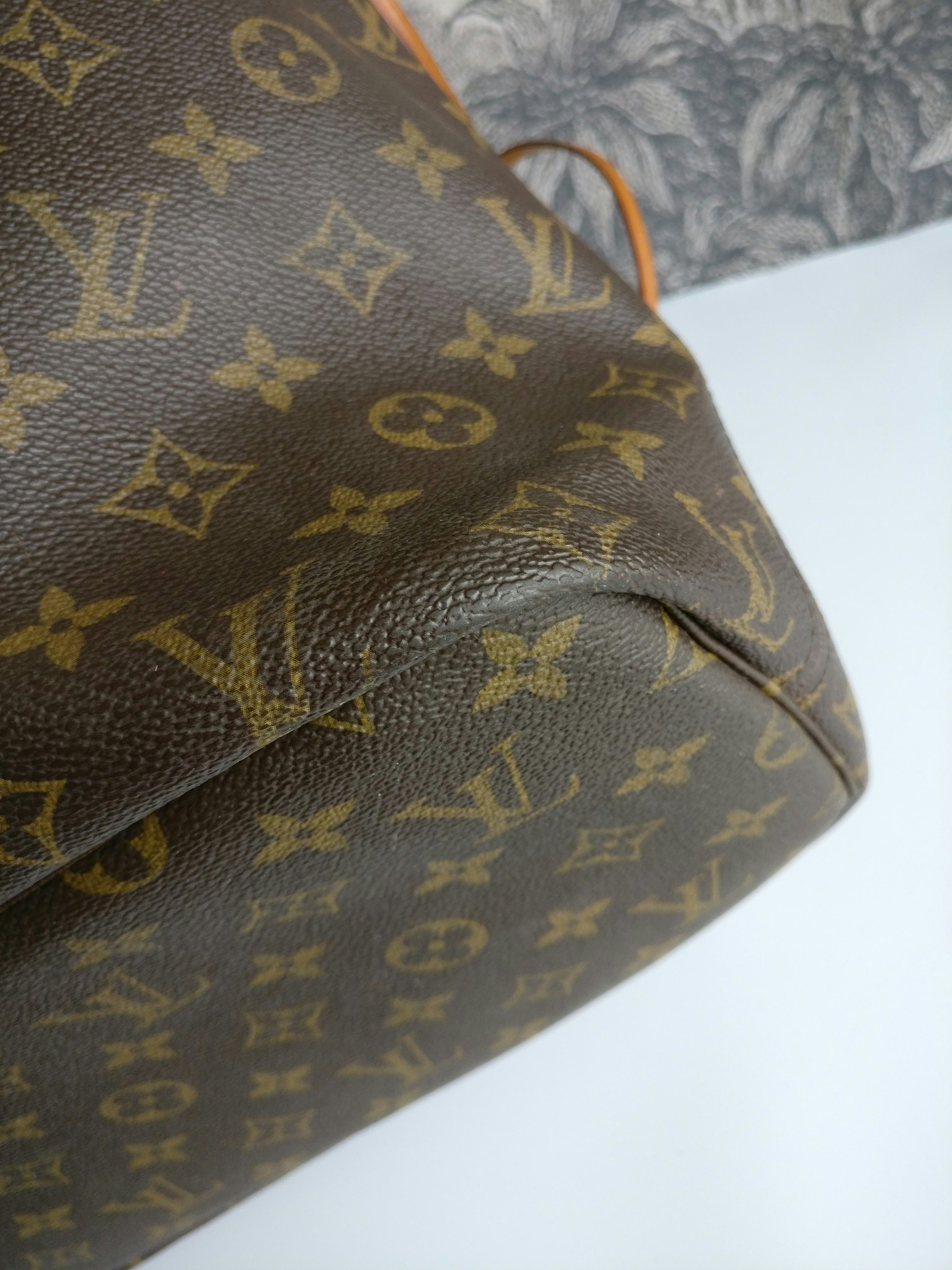 Louis Vuitton Neverfull MM