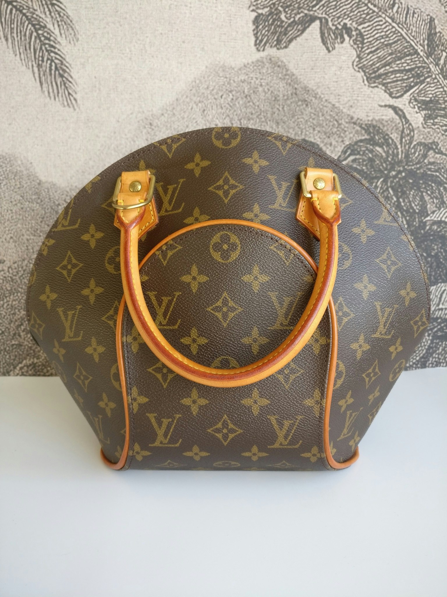 Louis Vuitton Ellipse PM