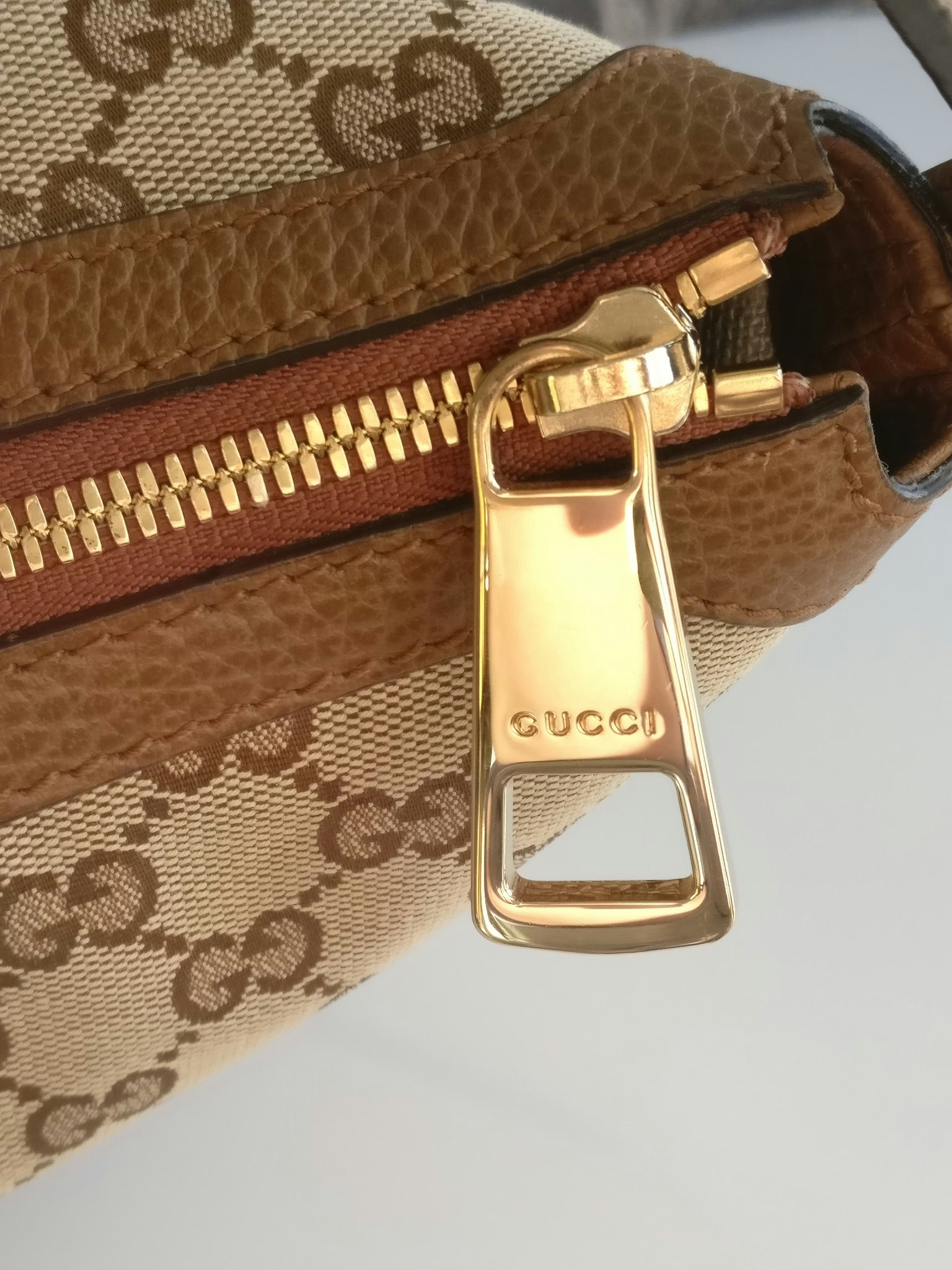 Gucci Bree Hobo large