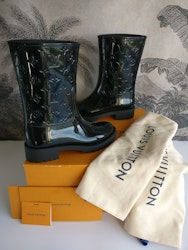 Louis Vuitton Drops Flat Half Boots