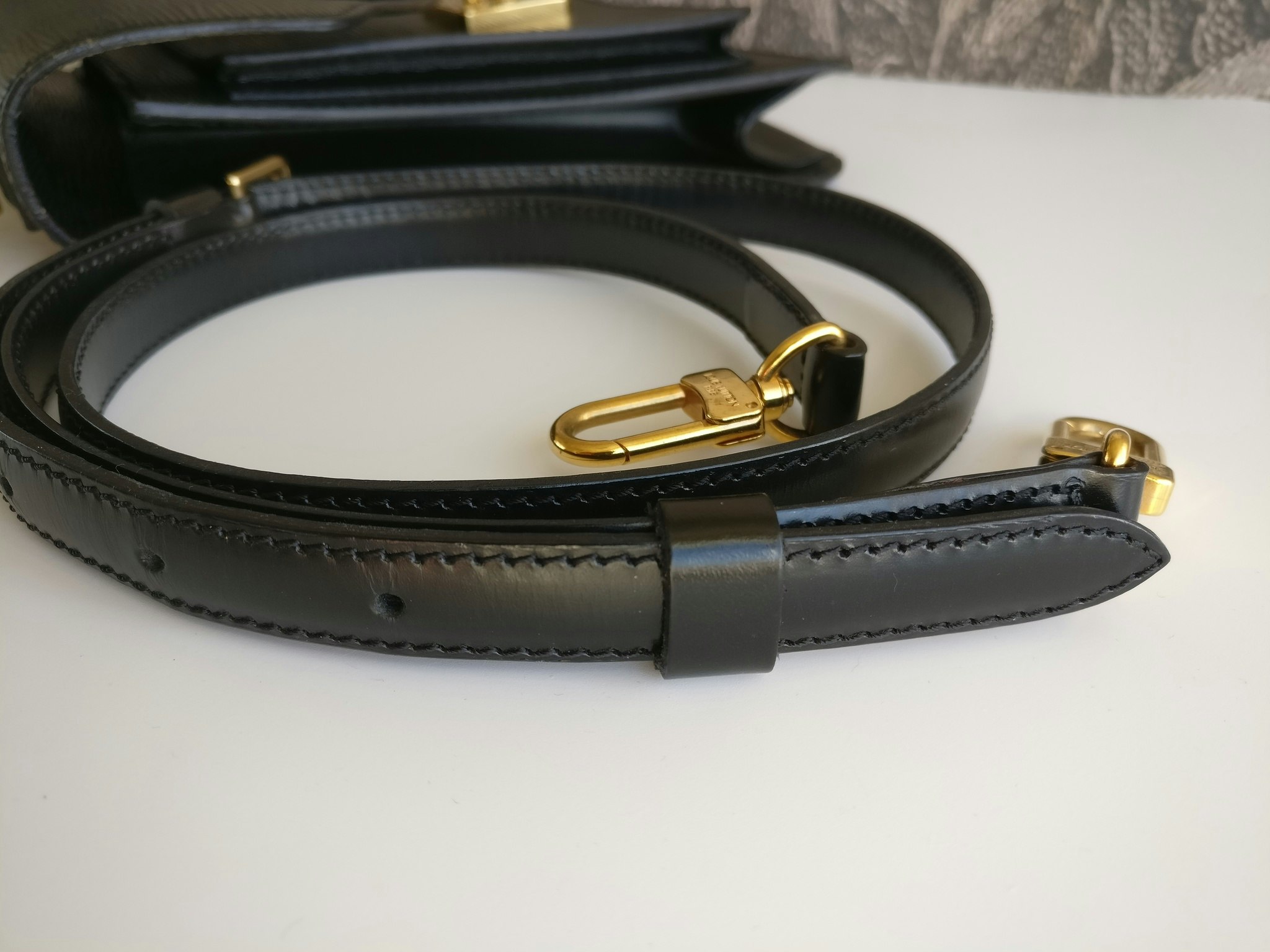 [Pre-order] LV Epi Monceau with Shoulder Strap (Black / Gold)