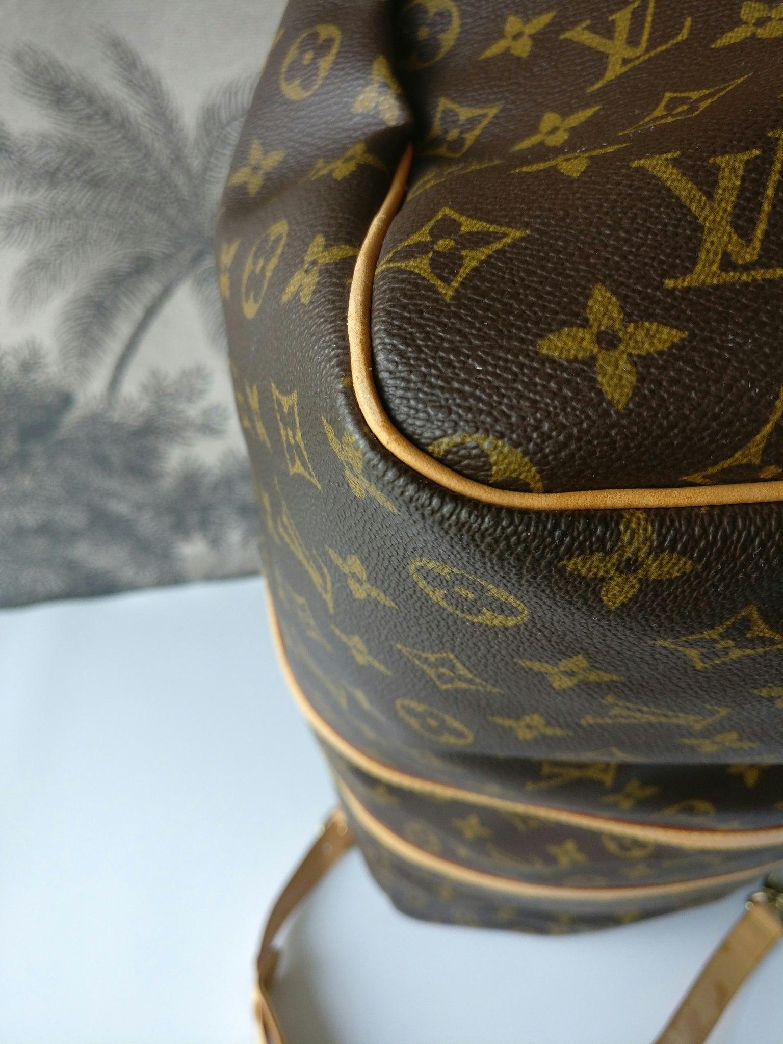 Louis Vuitton Keepall Bandouliere 60