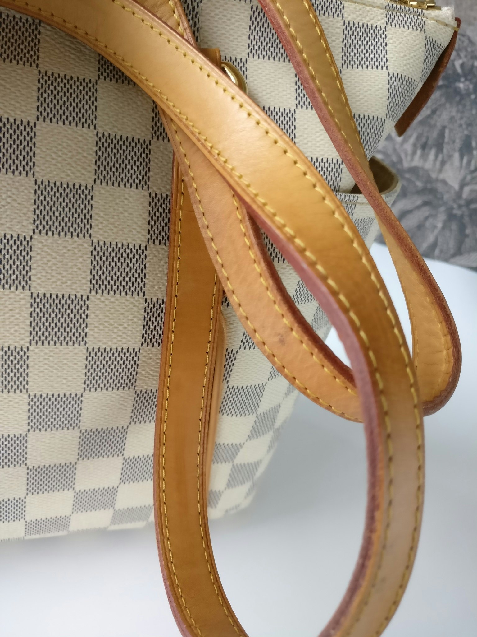 Louis Vuitton Totally PM